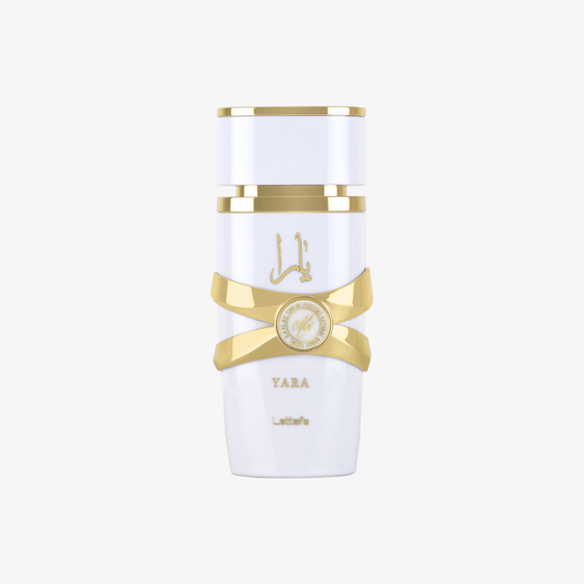 Yara White - image 1 of 3